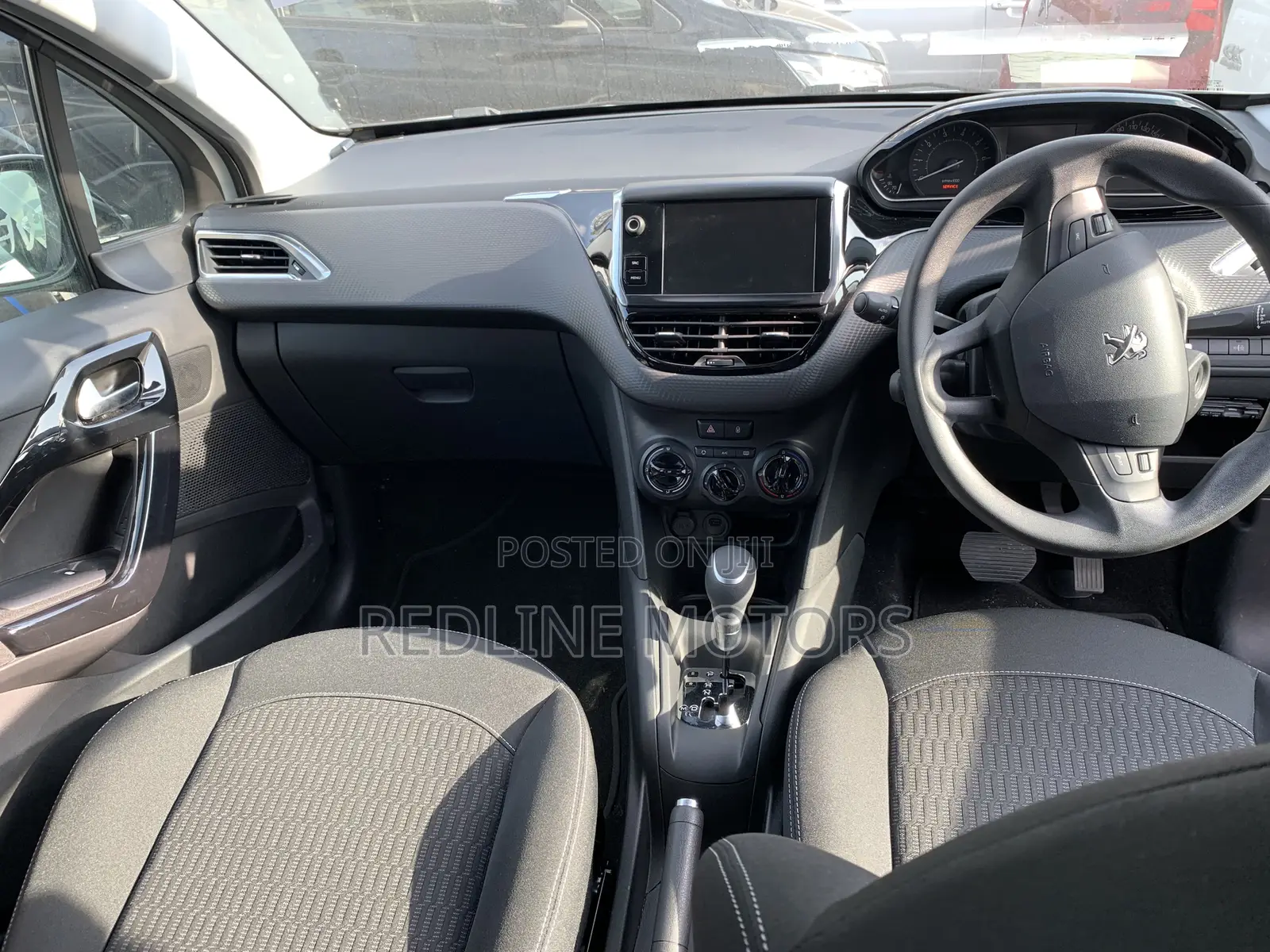 Peugeot 208 2017 White