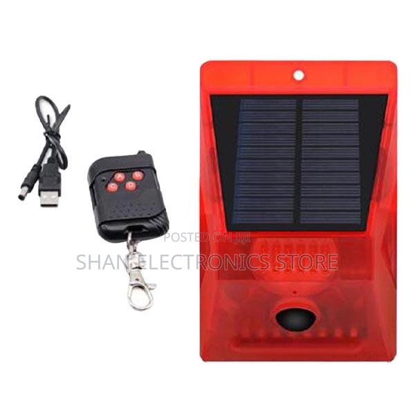 Solar Alarm Light Ip65 Motion Sensor Outdoor Garden Deck - main view