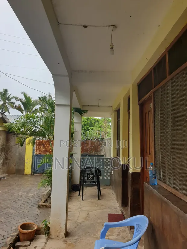 5bdrm Apartment in Mtwapa for sale