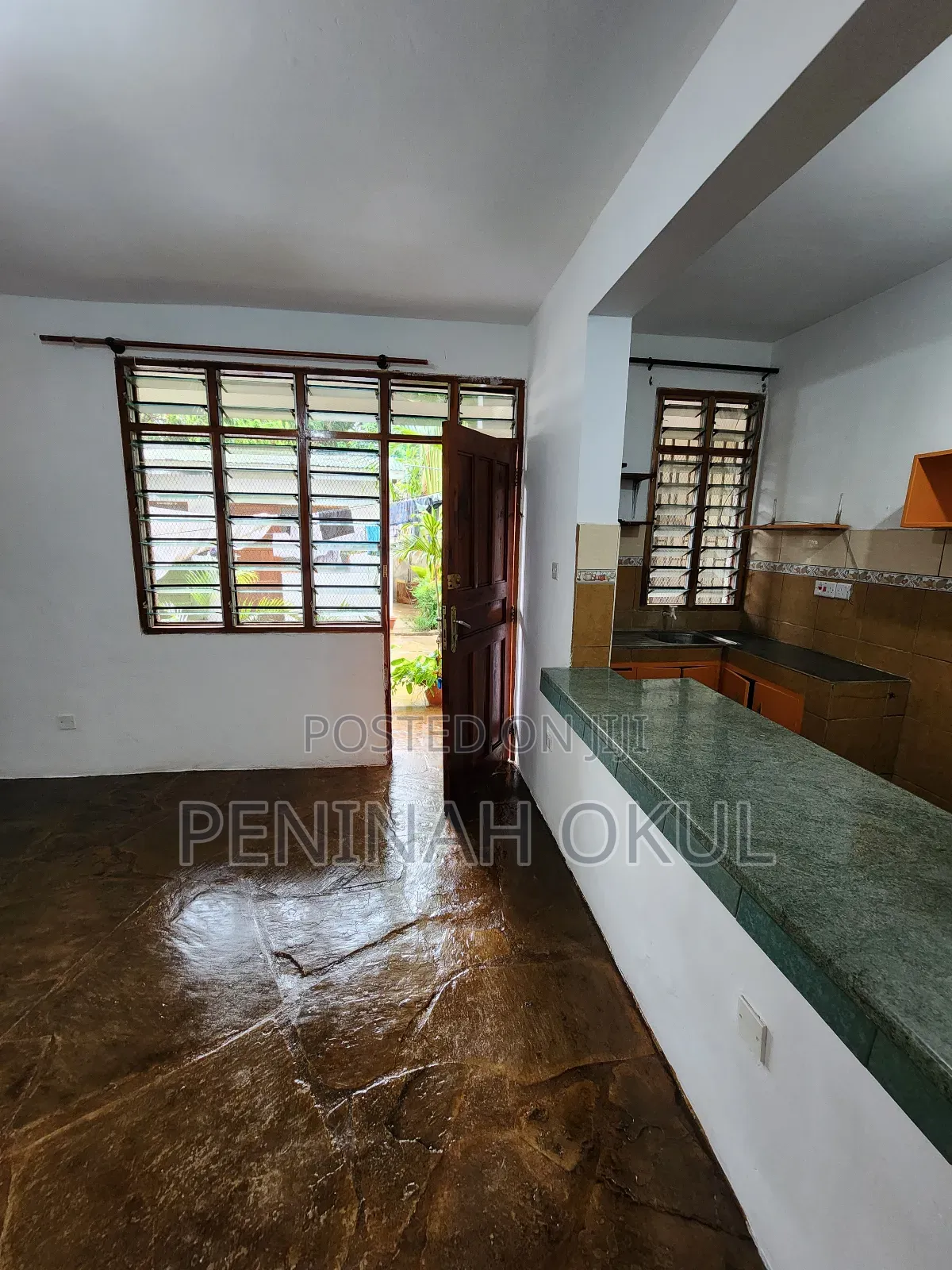 5bdrm Apartment in Mtwapa for sale