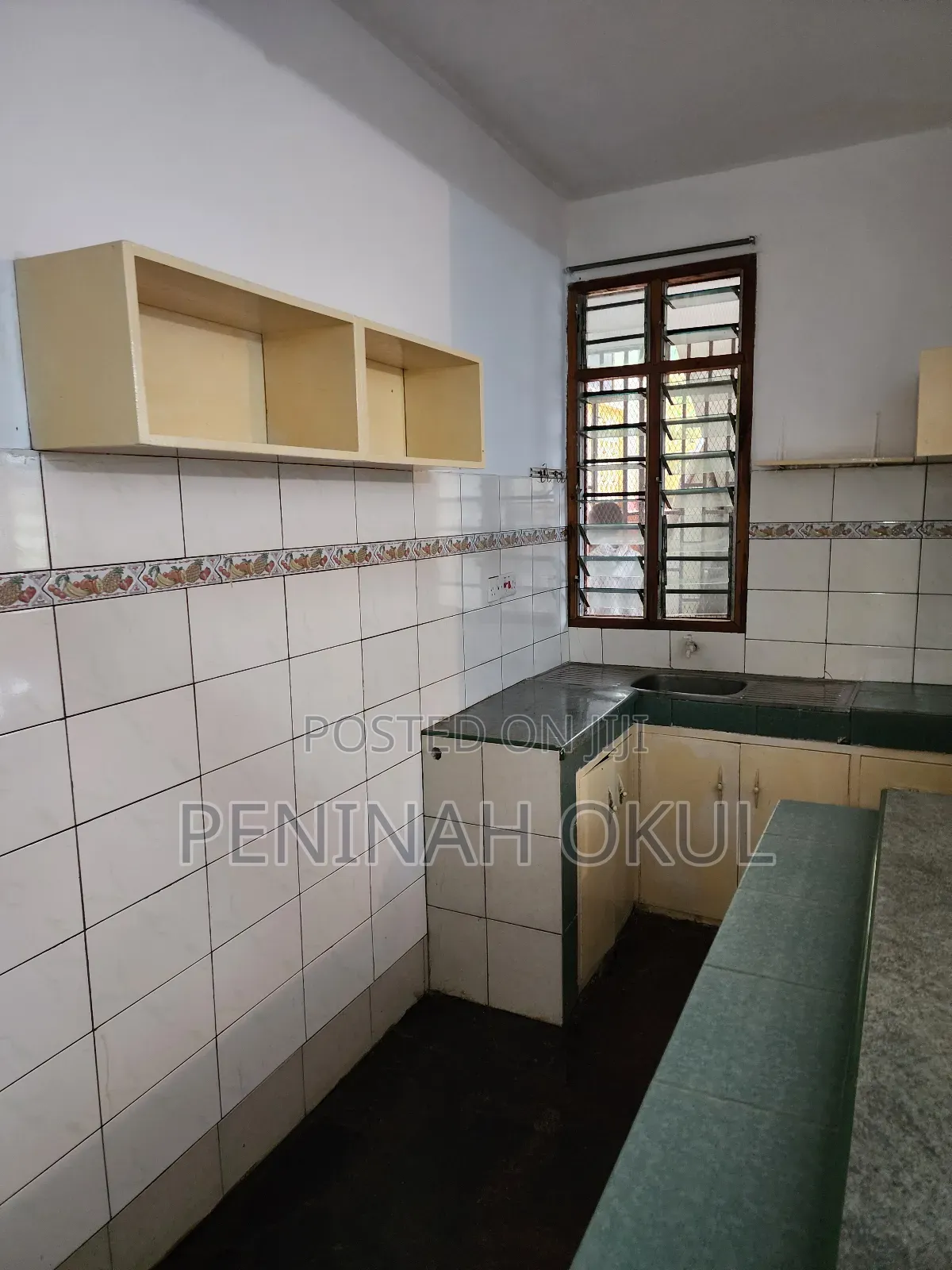 5bdrm Apartment in Mtwapa for sale