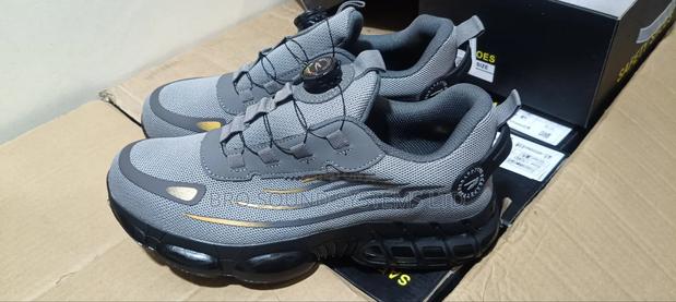 Classic Safety Boots for Job, Hiking, Industrial Use, Garage - thumbnail 5