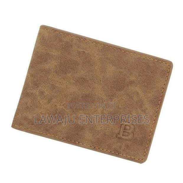 Brown Men's Fashion Slim Wallet - main view