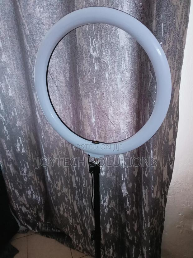 Ring Light 14inches Full Light With Tripod Stand - thumbnail 2