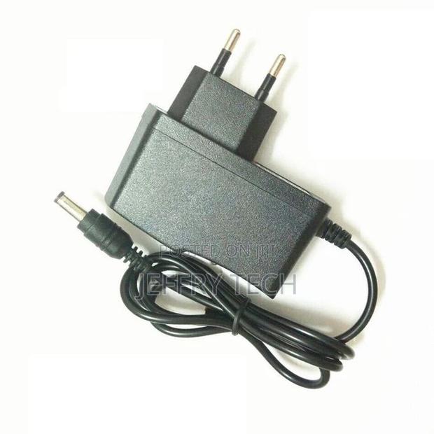 Modem Charger 9V 1A Connector: 5.5 * 2.5mm Black