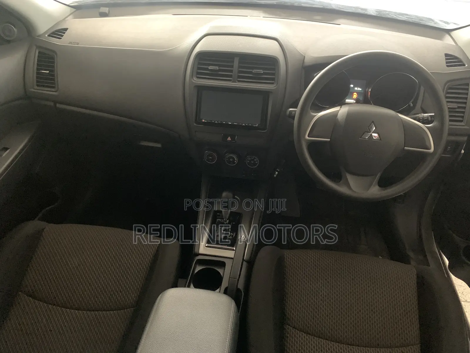 Mitsubishi RVR 2019 Silver
