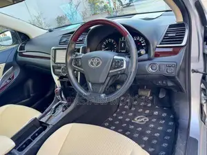 Toyota Premio 1.5 FWD 2018 Silver