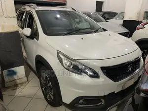 Peugeot 2008 1.2 PureTech (110 Hp) 2017 Pearl