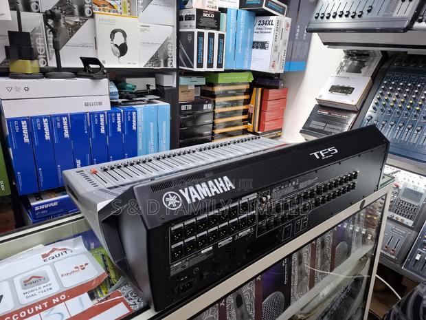 Yamaha 32 Channels Digital Mixer TF5 - main view