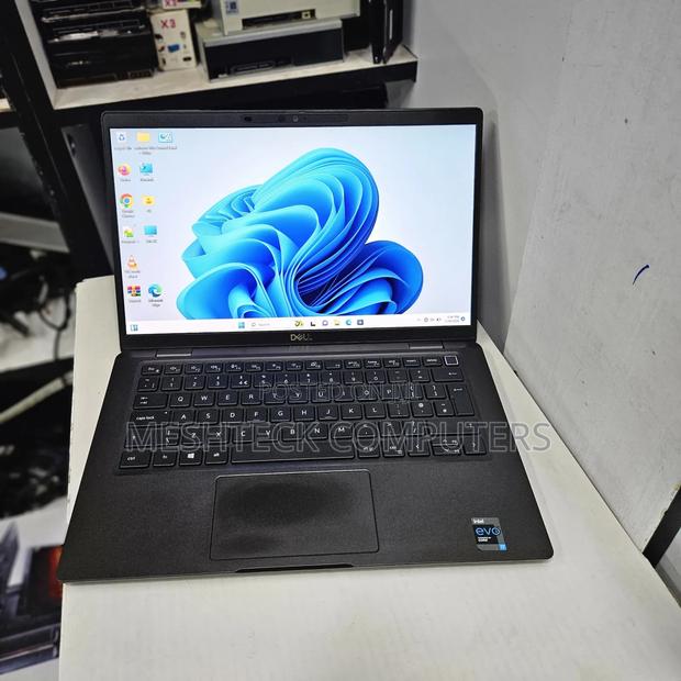 Laptop Dell Latitude 7320 16GB Intel Core I7 SSD 512GB