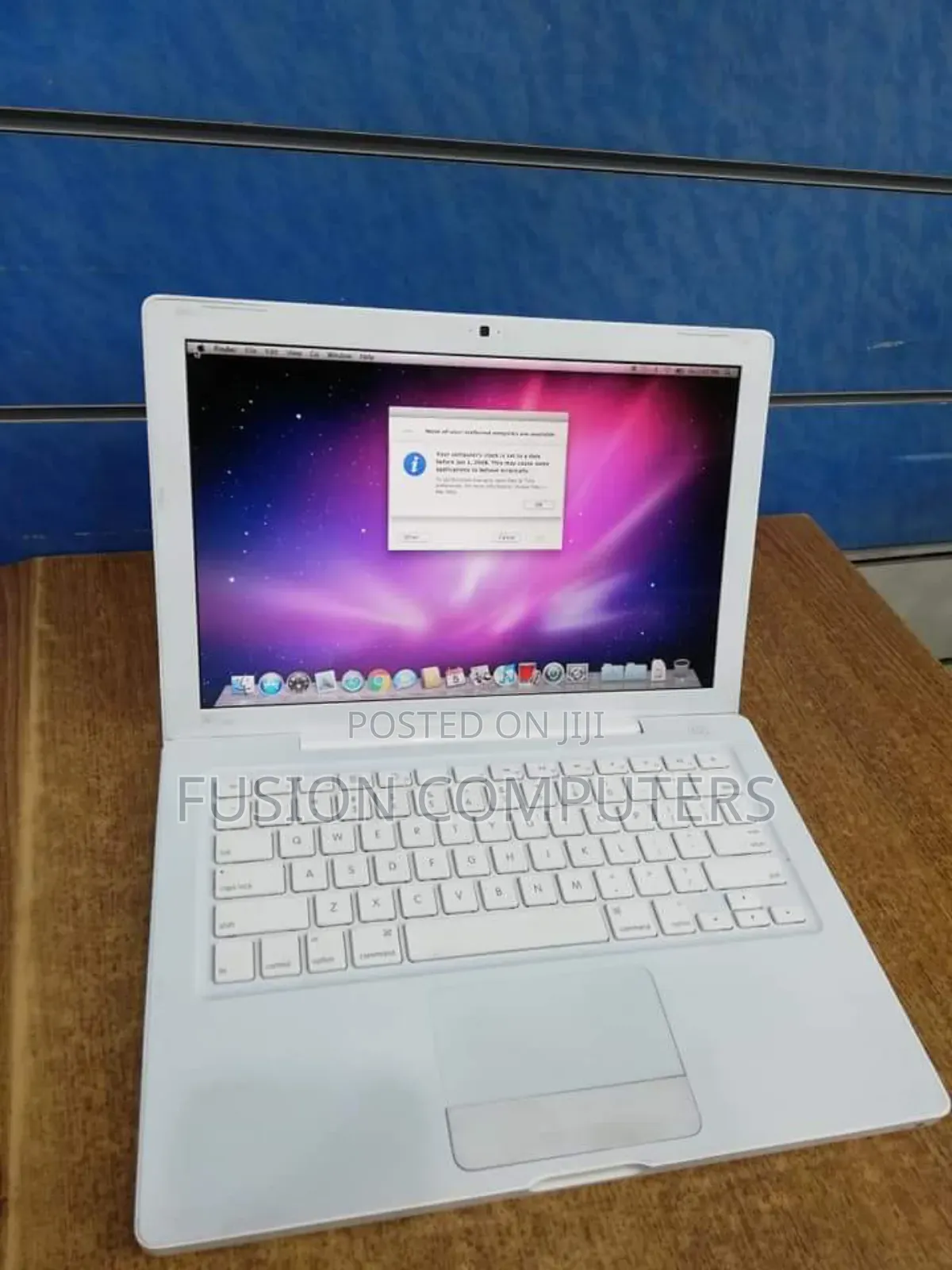 Laptop Apple MacBook Pro 2GB Intel Core 2 Duo HDD 250GB