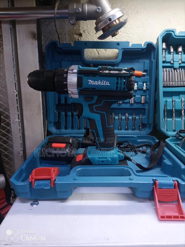 Makita 21v Cordless Drill With Sockets and Star Bits - main view