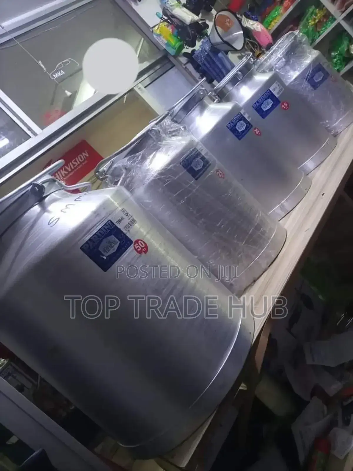 Pardini Aluminium Milk Cans Available in 25/20/15/10 L