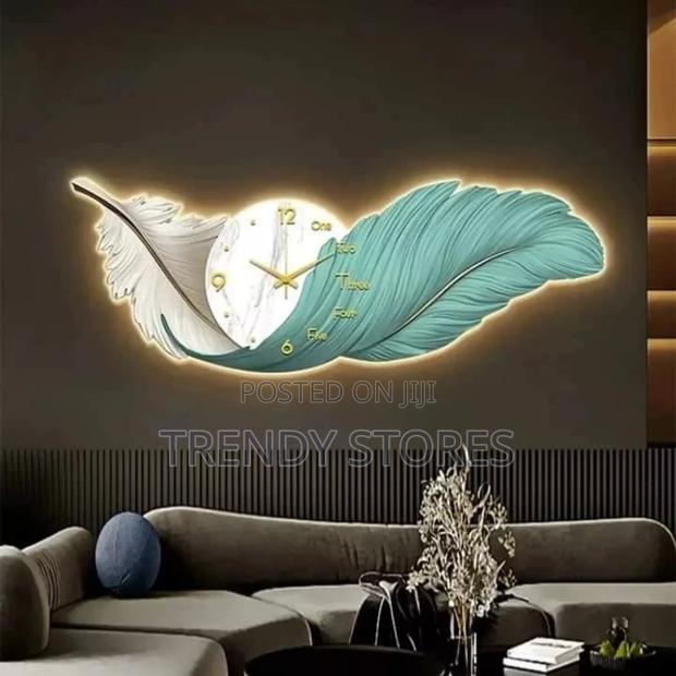 Luxury Feather Wall Clock - main view