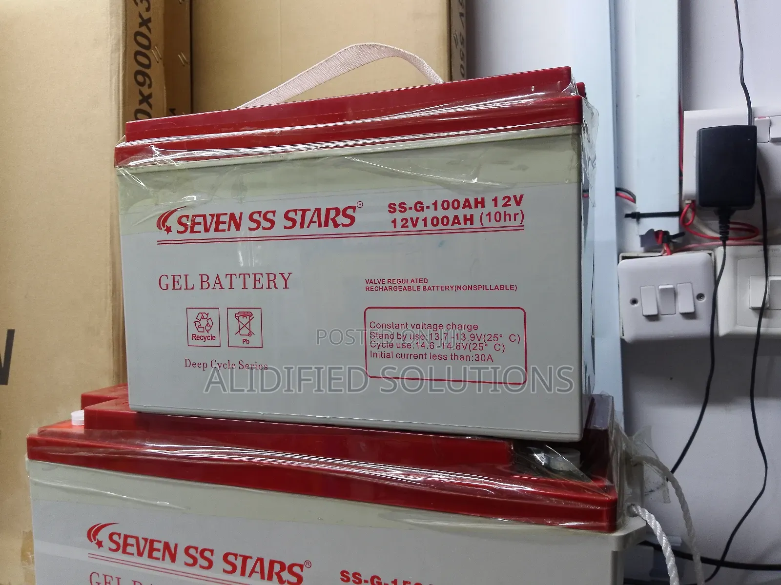 Deep Cycle Gel Battery<>100ah 12v Seven SS Stars Battery