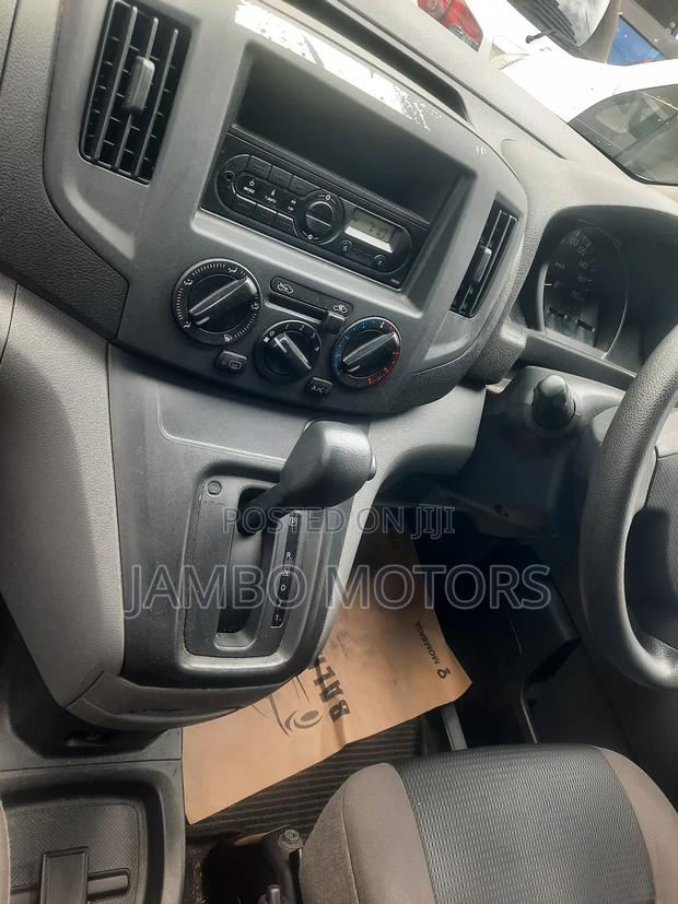 Nissan NV200 2017 Grey - thumbnail 9