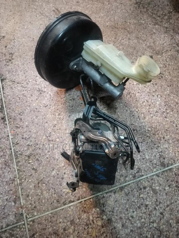 Honda Insight Hybrid Brake Booster