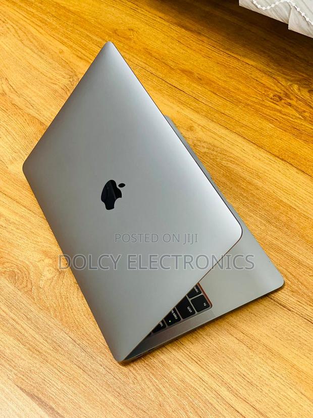 Laptop Apple MacBook Air 2020 8GB Intel Core I3 SSD 256GB - main view