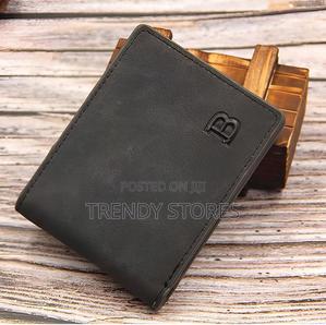 Black Men's Slim Fashion Wallet - thumbnail 2