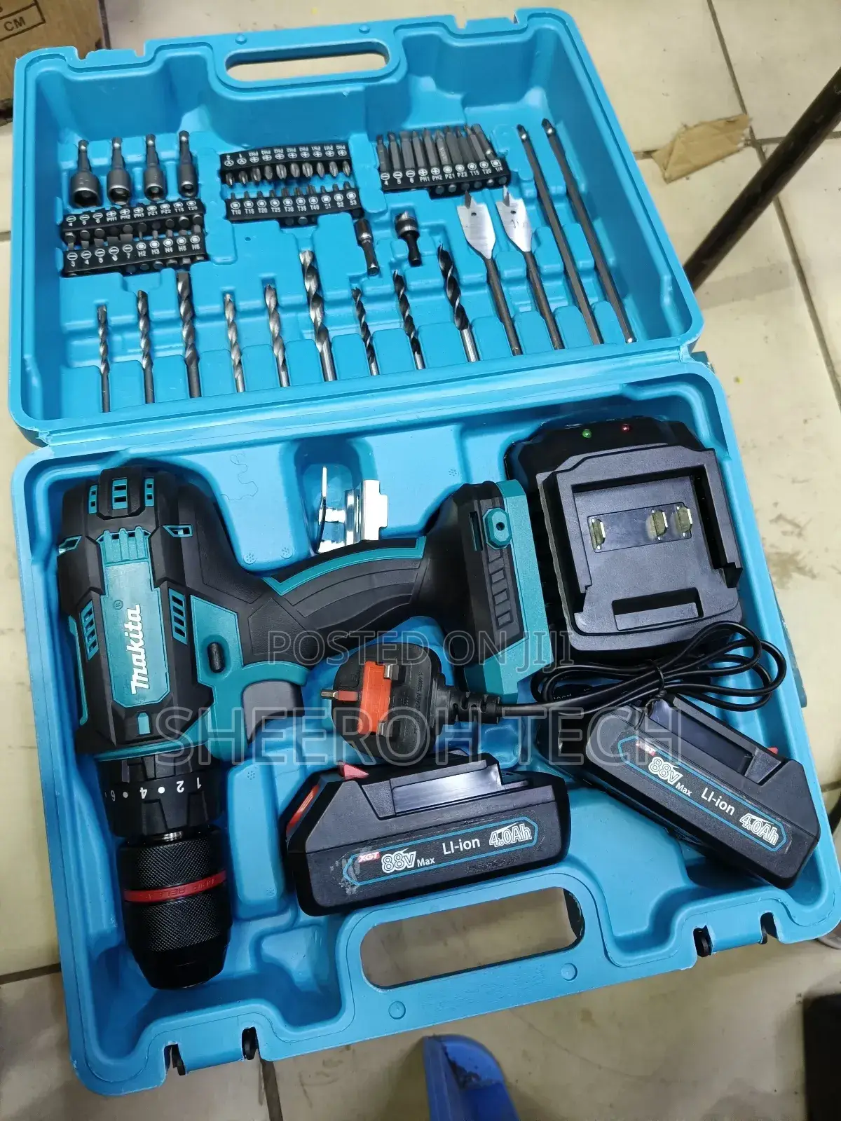88vts Makita Cordless Drill/