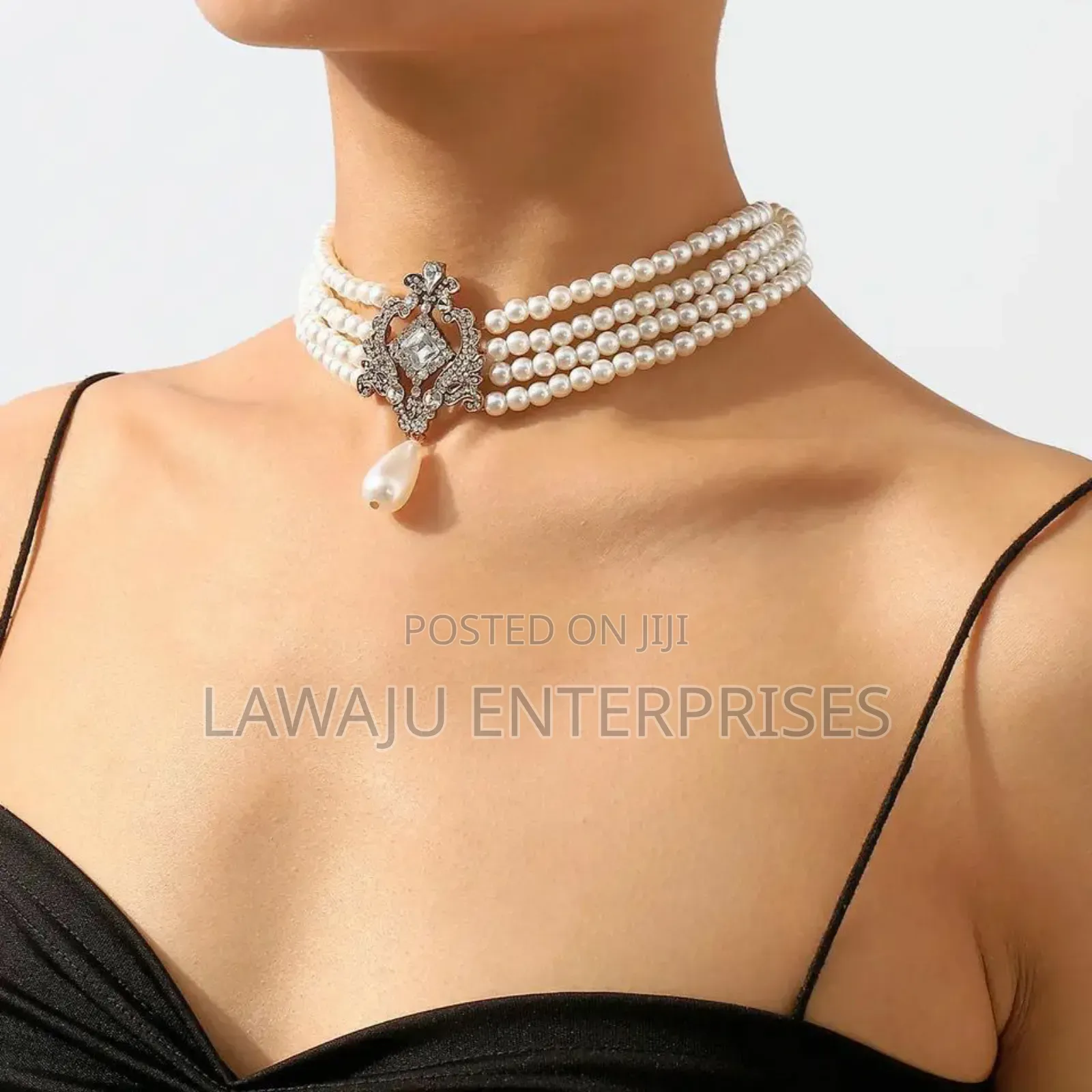 Bohemian Style Pearl Necklace