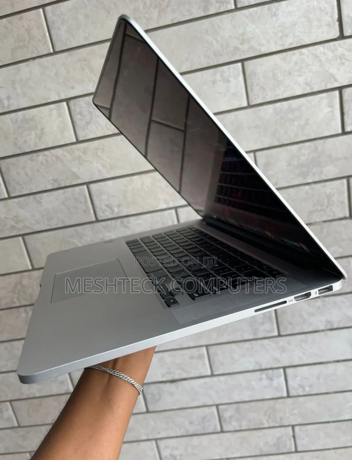 Laptop Apple MacBook Pro 2015 16GB Intel Core I7 SSD 256GB