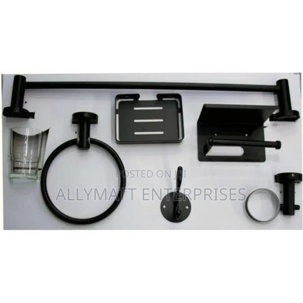 Black Bathroom Accessories Set