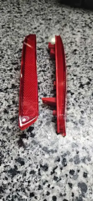 Honda Fit/Rd 5/ CR-V Rear Reflectors