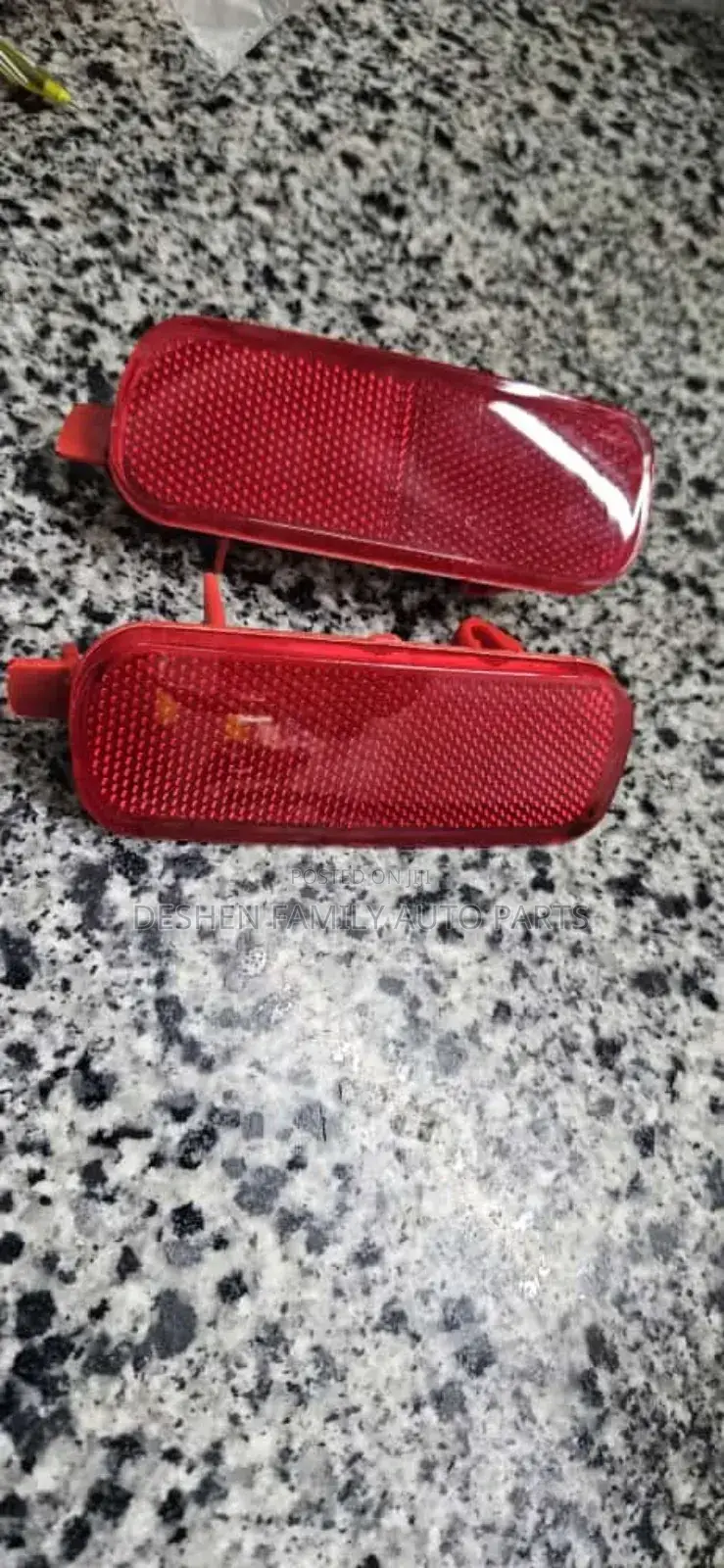 Honda Fit/Rd 5/ CR-V Rear Reflectors