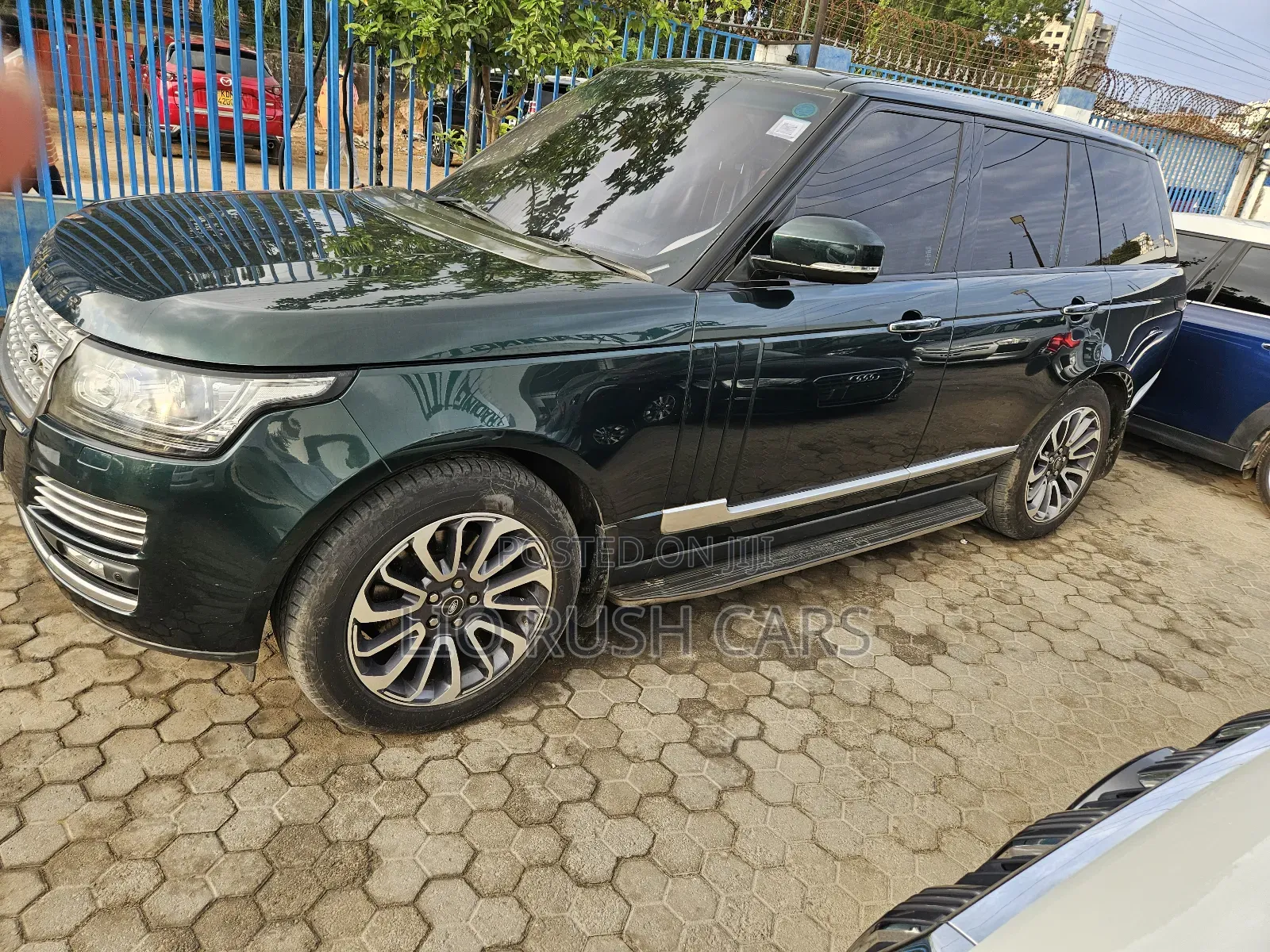 Land Rover Range Rover Vogue 2015 Green