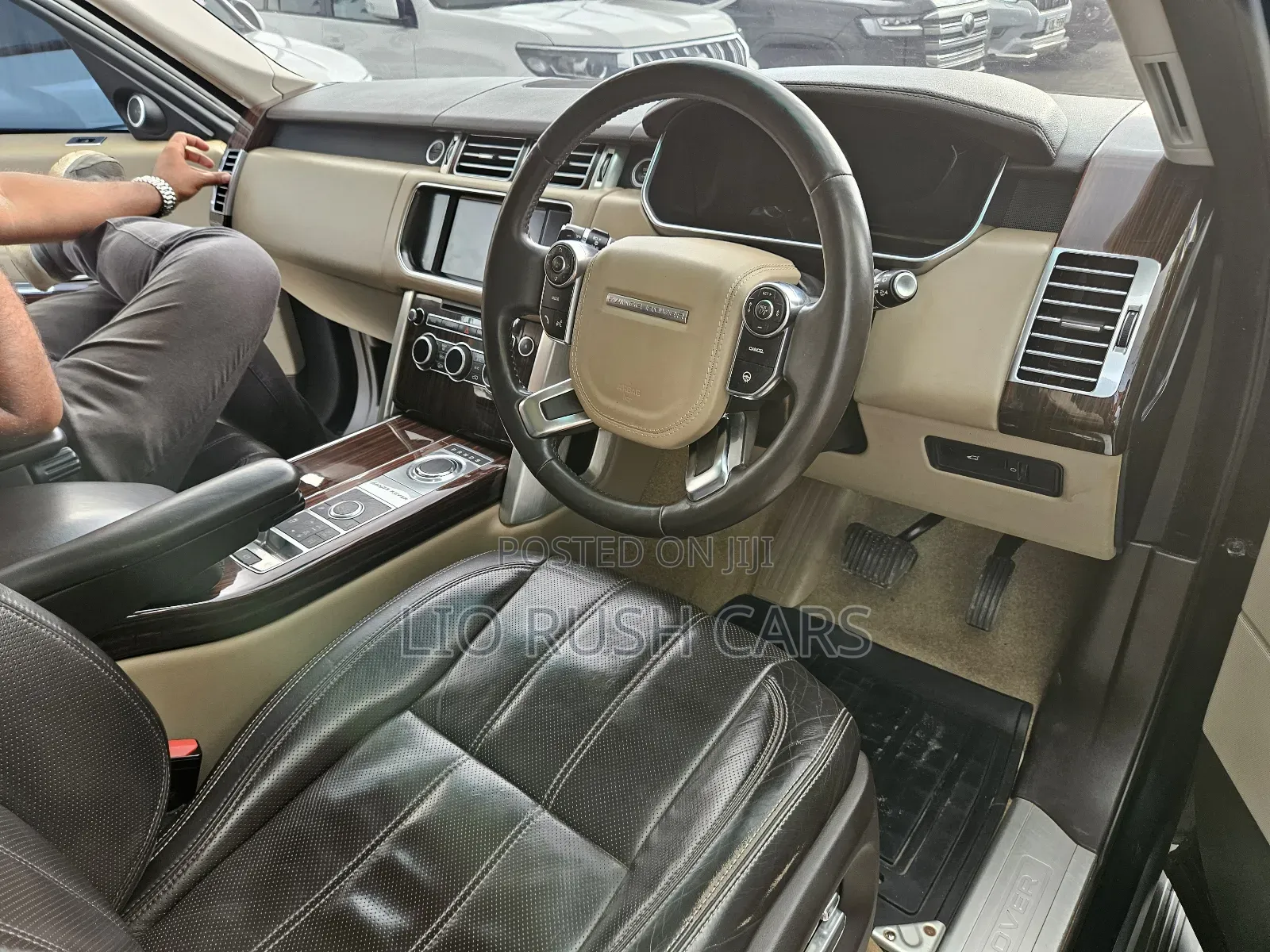Land Rover Range Rover Vogue 2015 Green