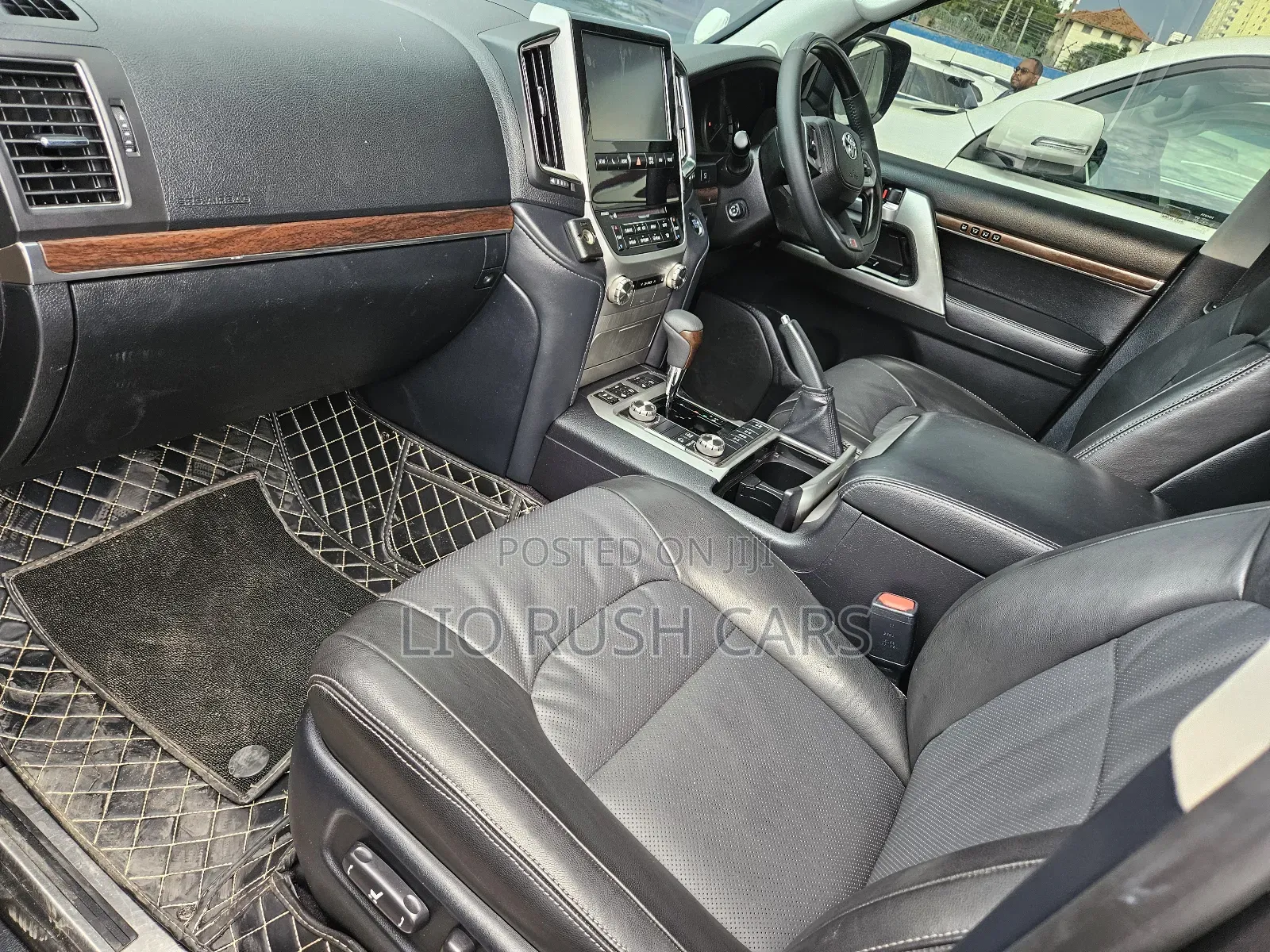 Toyota Land Cruiser 2018 Gray