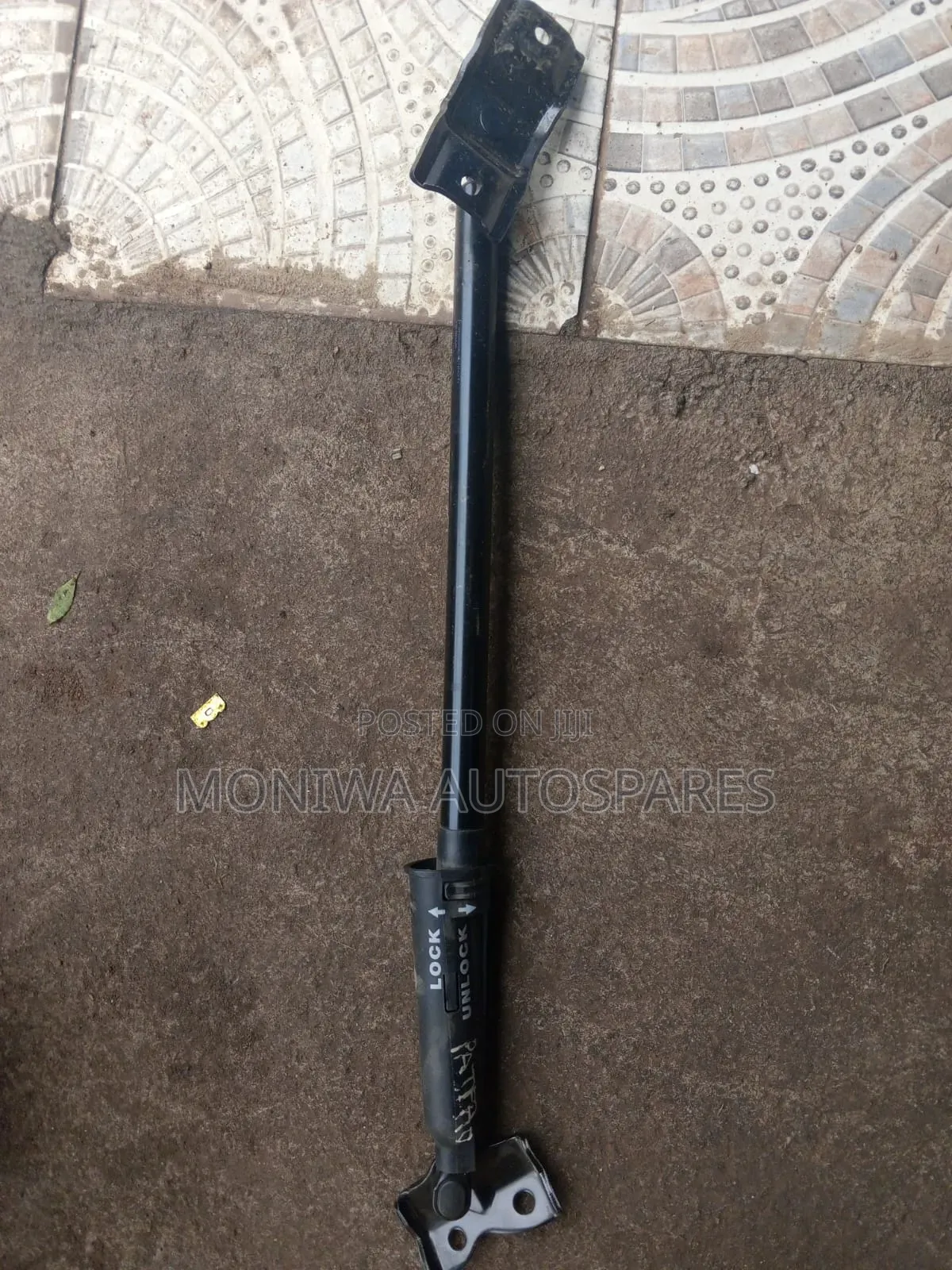 Boot Shock Mitsubishi Pajero/Shogun