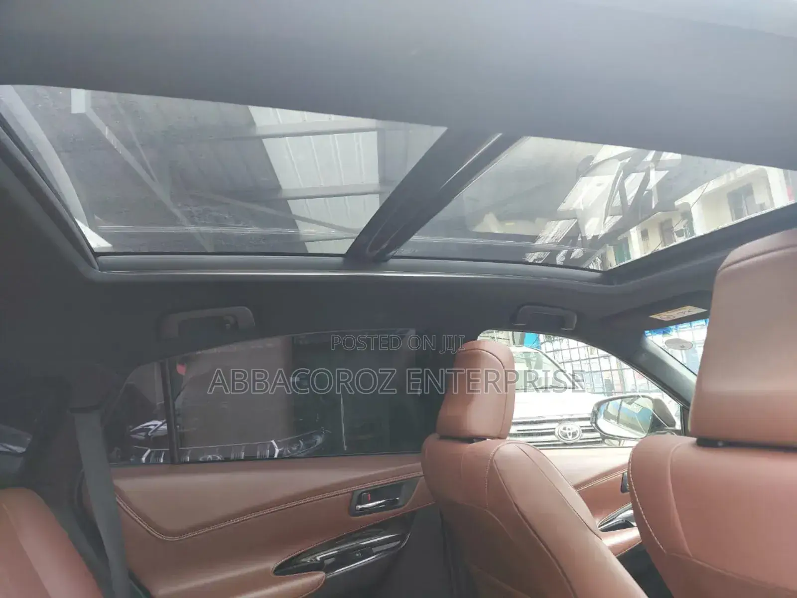 Toyota Harrier 2.0 4WD 2017 White