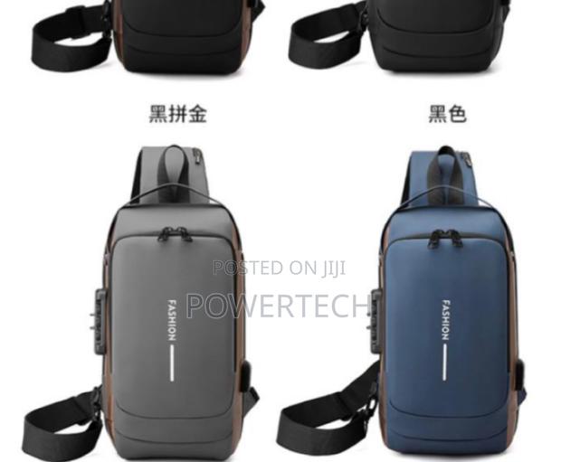 Shoulder Bag - thumbnail 2