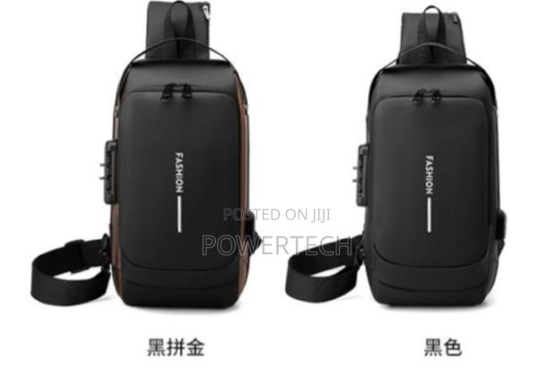 Cross Body Shoulder Bag. - main view