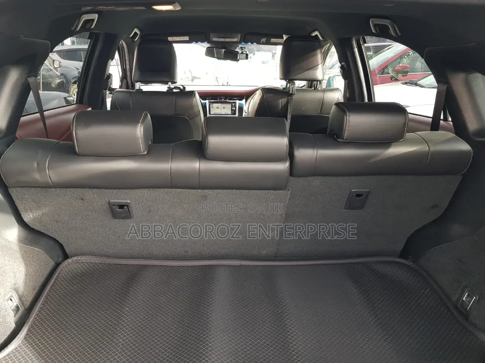 Toyota Harrier 2.0 4WD 2018 Black