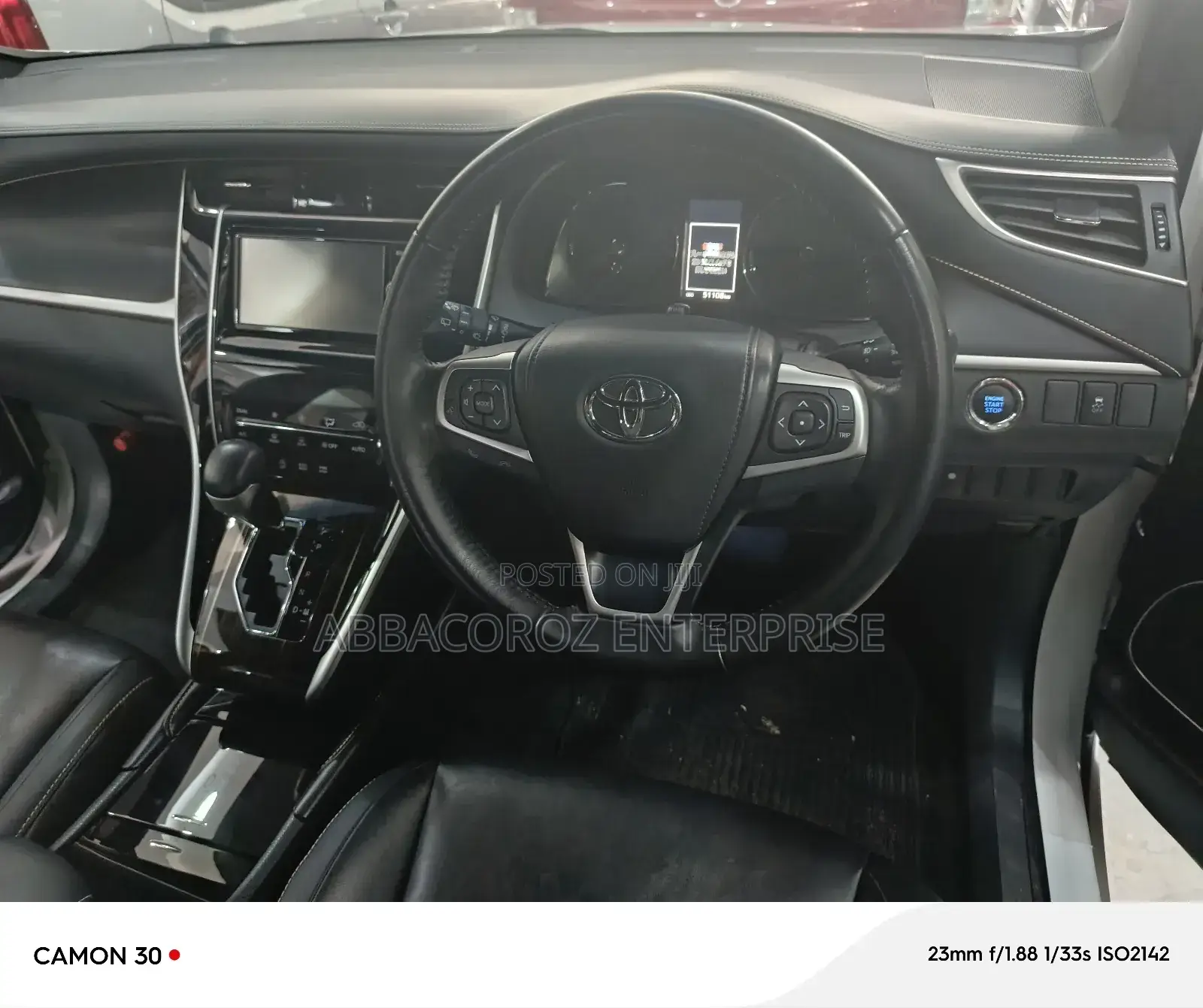 Toyota Harrier 2.0 2017 White