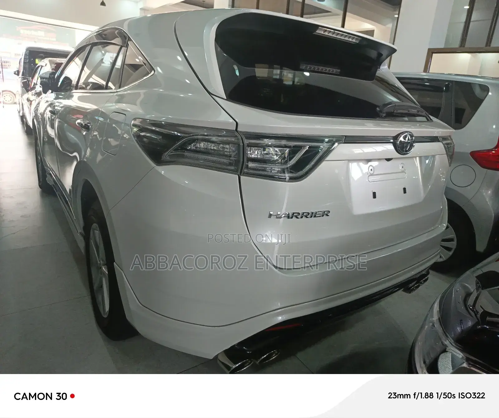 Toyota Harrier 2.0 2017 White