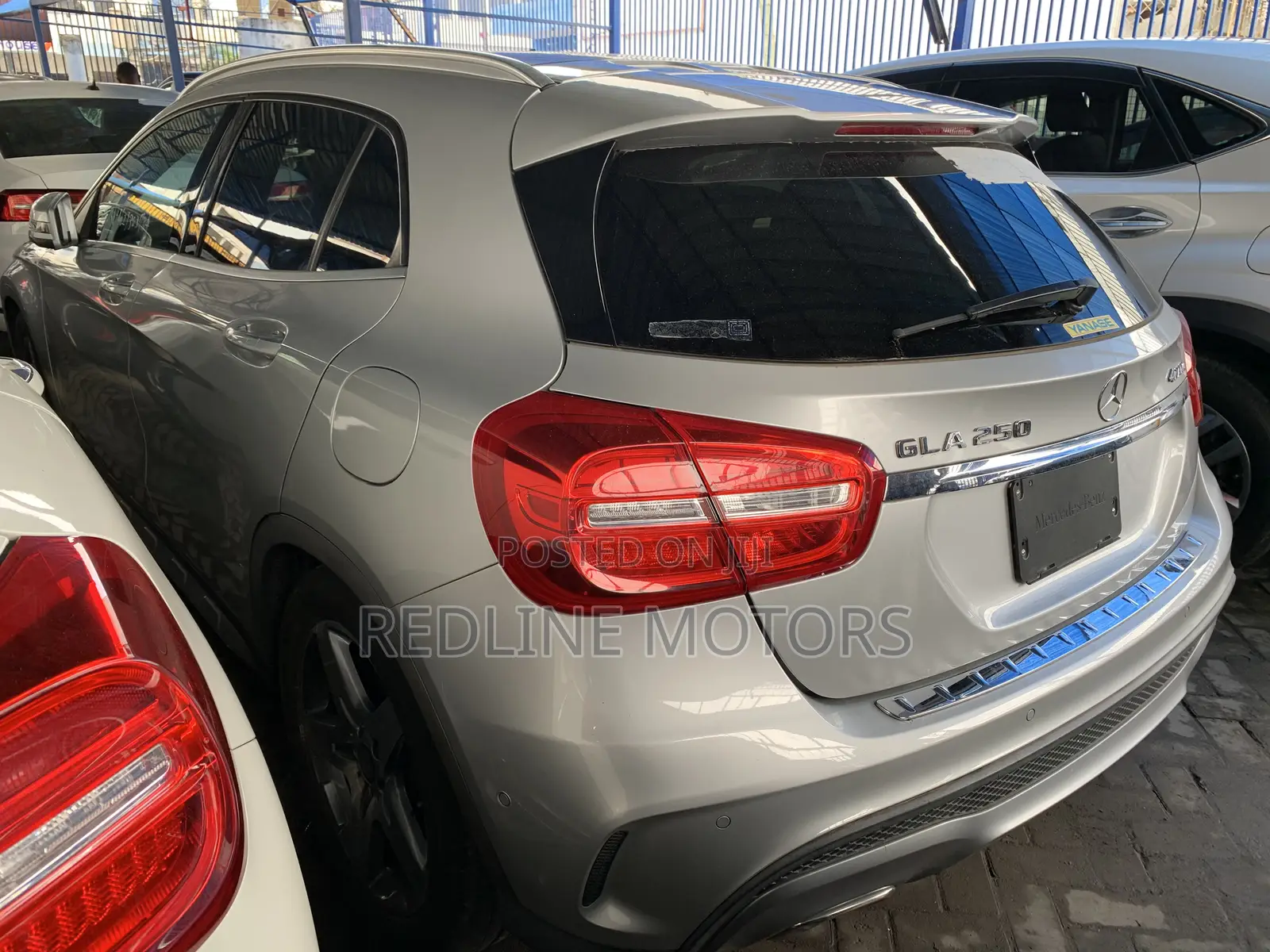 Mercedes-Benz GLA 250 2017 Silver