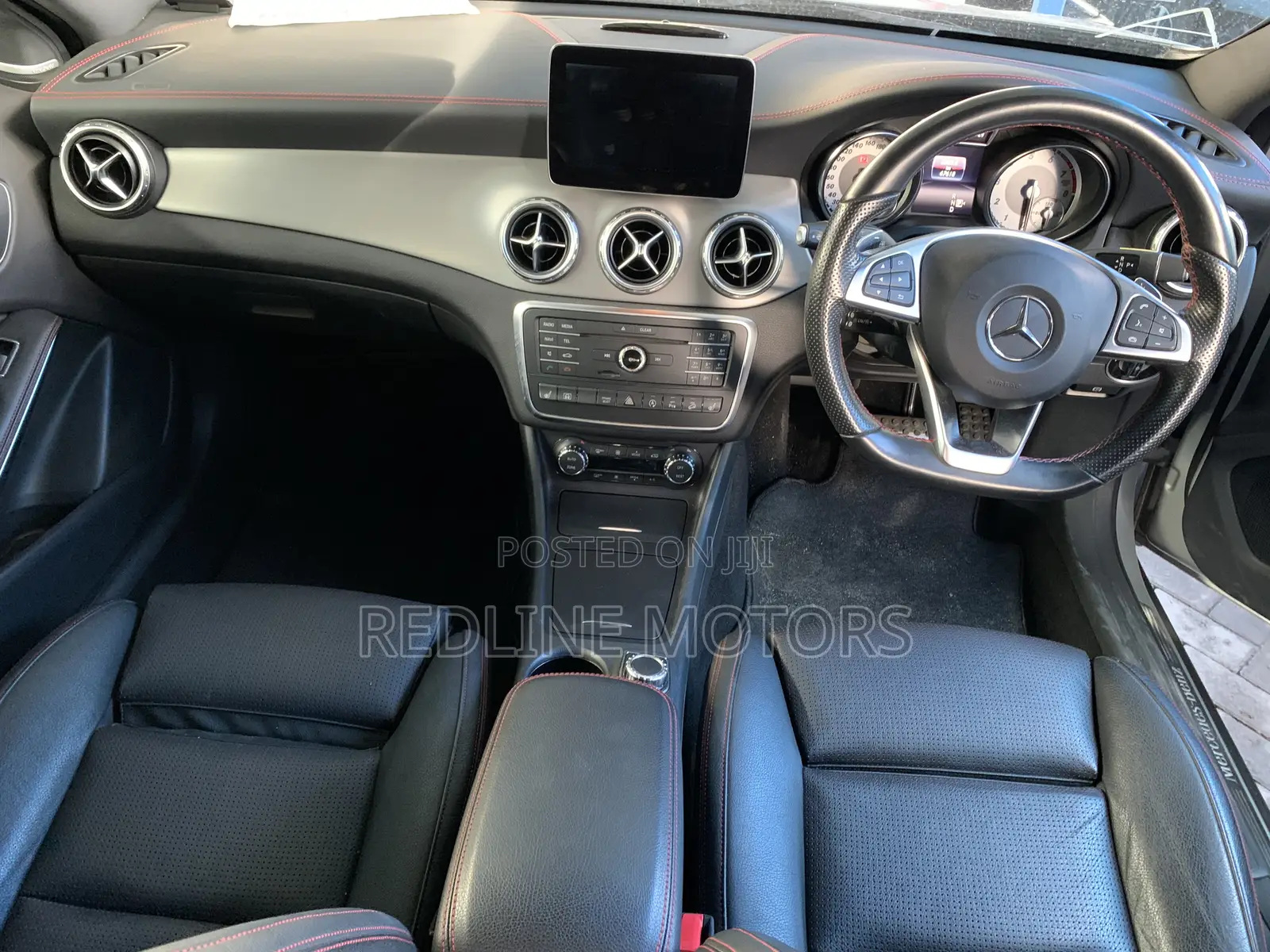 Mercedes-Benz GLA 250 2017 Silver