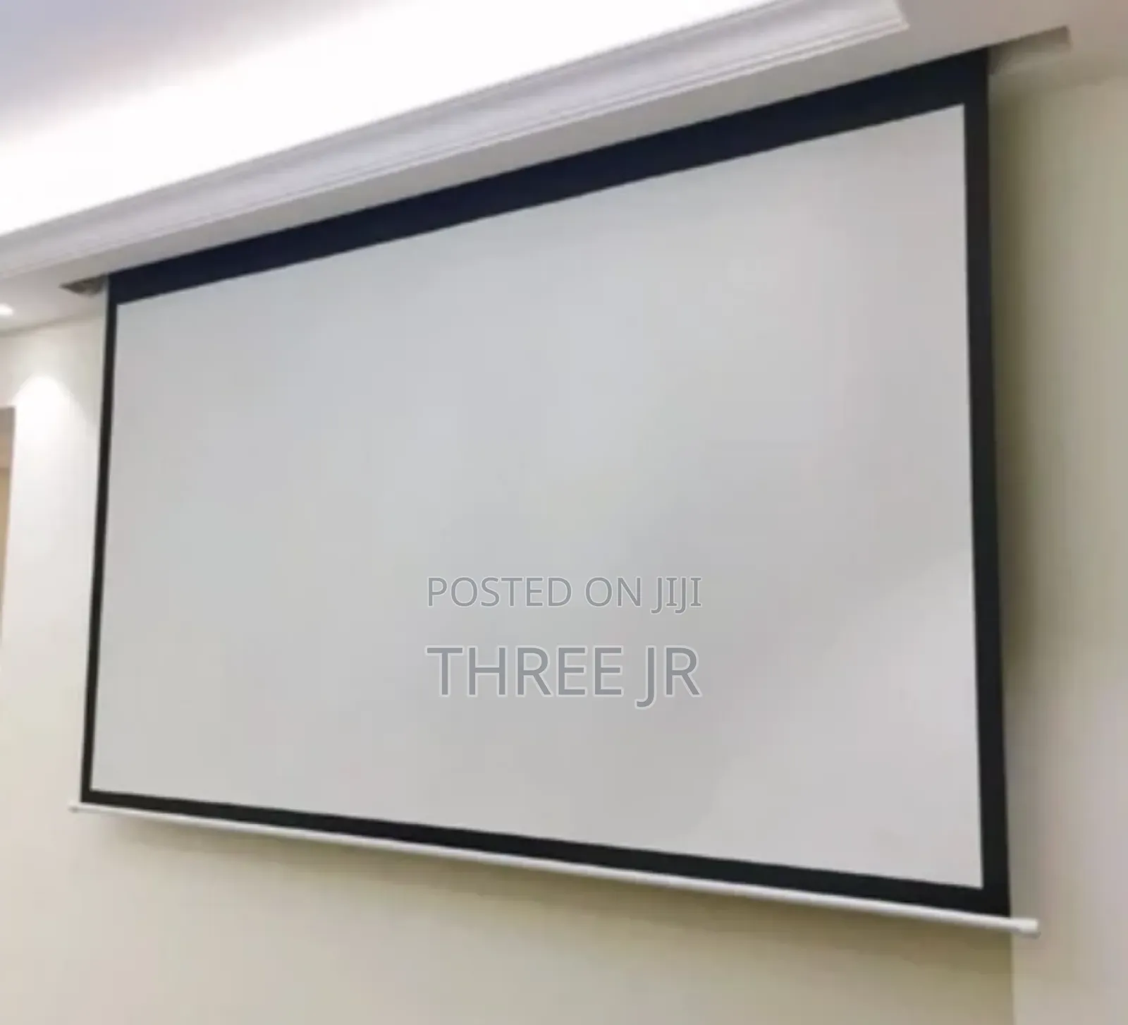 Projection Screens in Large Stocks