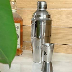*750ml Bartender Stainless Steel Cocktail Shaker - thumbnail 2