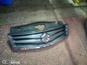 Suzuki Escudo Grill#