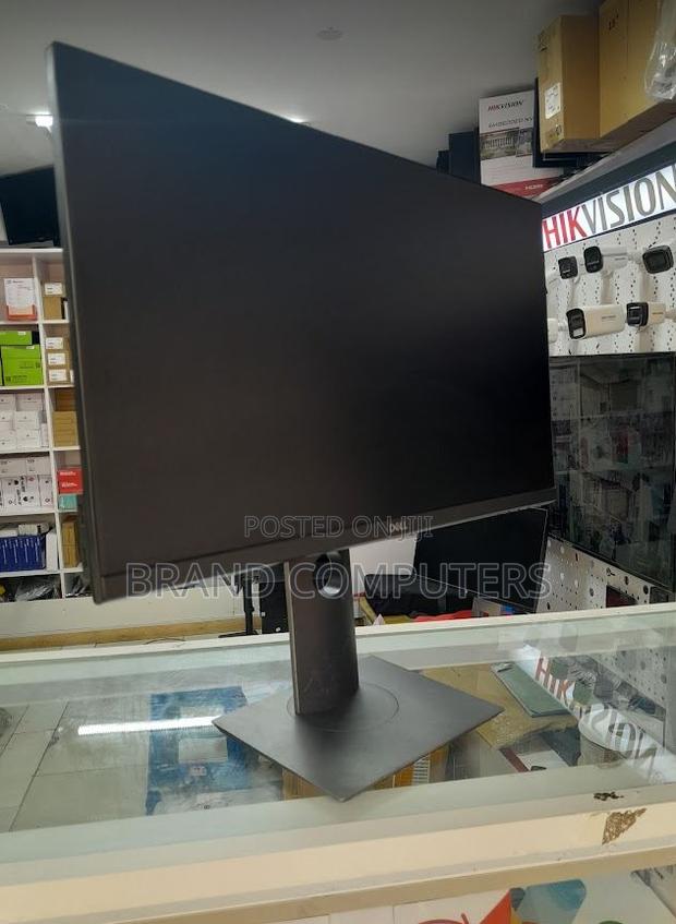 Dell 22 Inches Edge to Edge Monitor Slim - main view