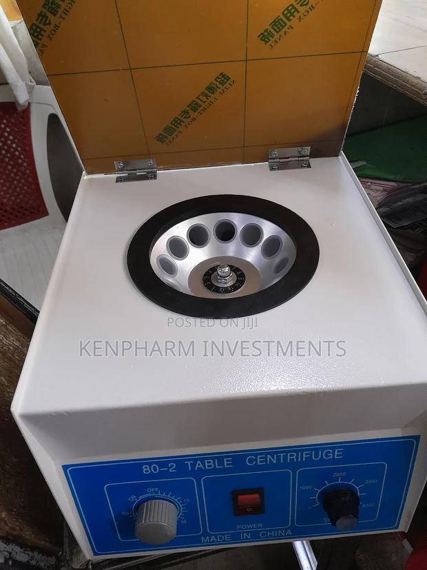 Table Top Centrifuge Machine 12 Ports - main view