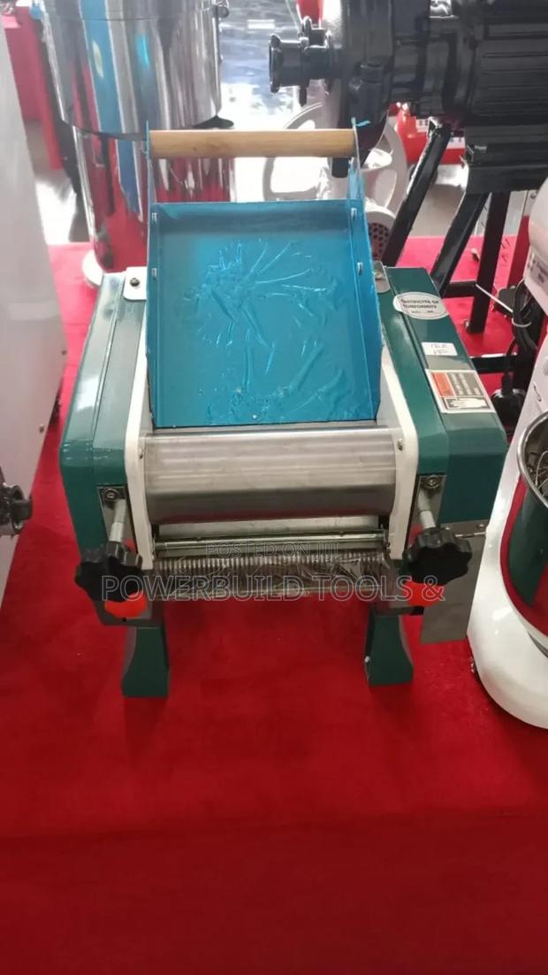 Spaghetti/Noodle Maker Milano Brand