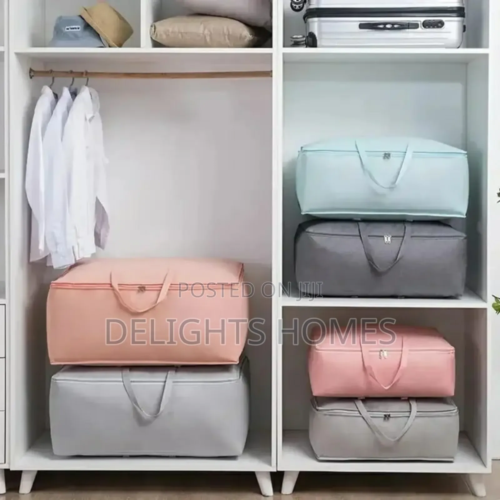 Quilt Clothes Storage Bag. -Alp