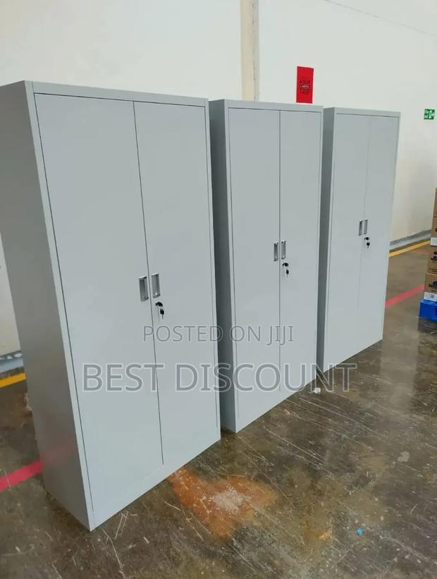 Metal Locker - main view