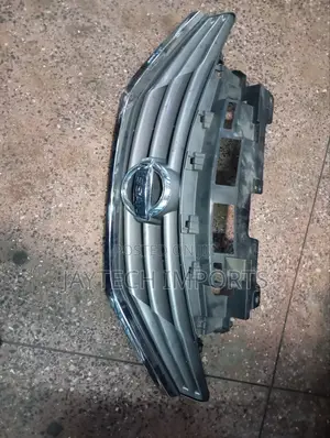 Nissan Note Grill